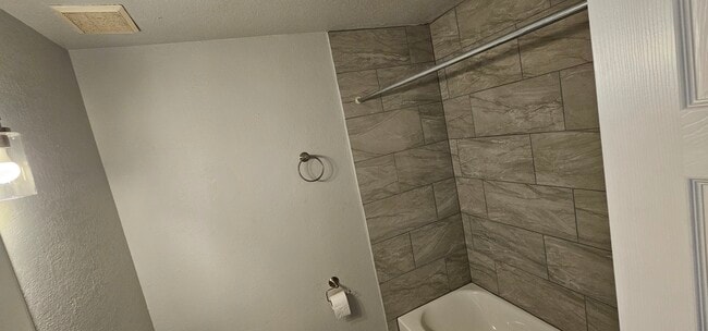 Building Photo - 1508 Opossum Cir