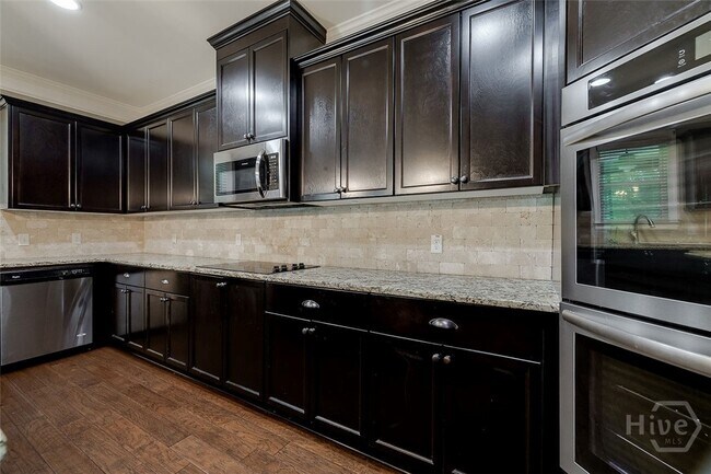 Building Photo - 121 Cypress Loop