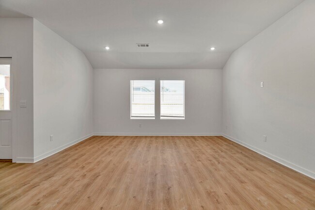 Building Photo - Brand-New 4 Bedroom Home in Prairie Grove! Move-in Ready! FENCE INCLUDED! First Month's Rent is 5...