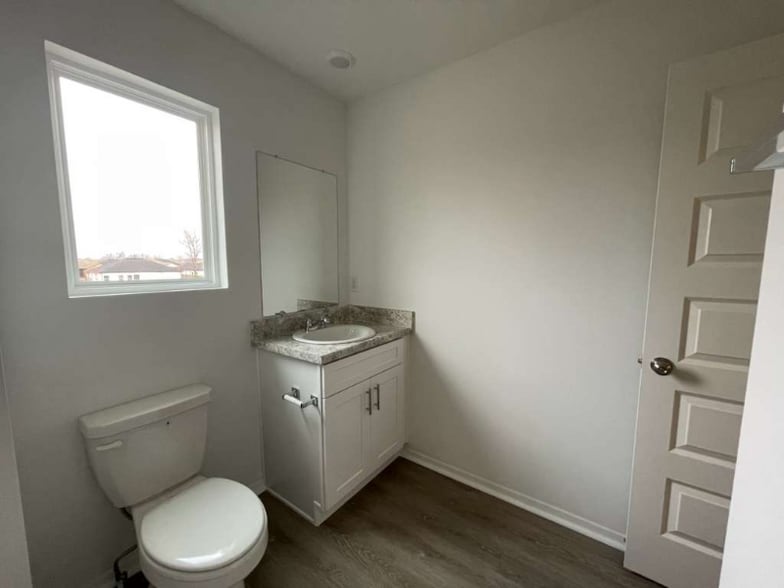 Building Photo - 6715 SW Dignity Ave