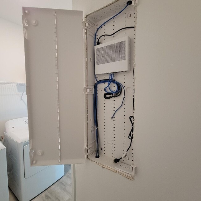 Building Photo - 8978 Zevon Ct