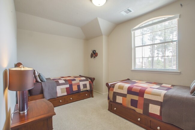 Building Photo - 166 Tortoise Creek Way