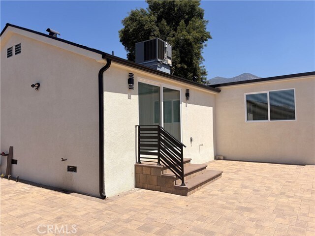 Building Photo - 13414 Herron St