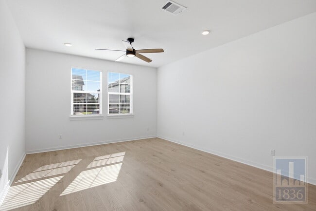 Building Photo - 2519 Rose Archer Ln