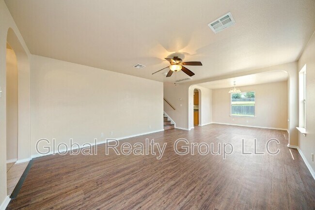 Building Photo - 109 Starling Creek