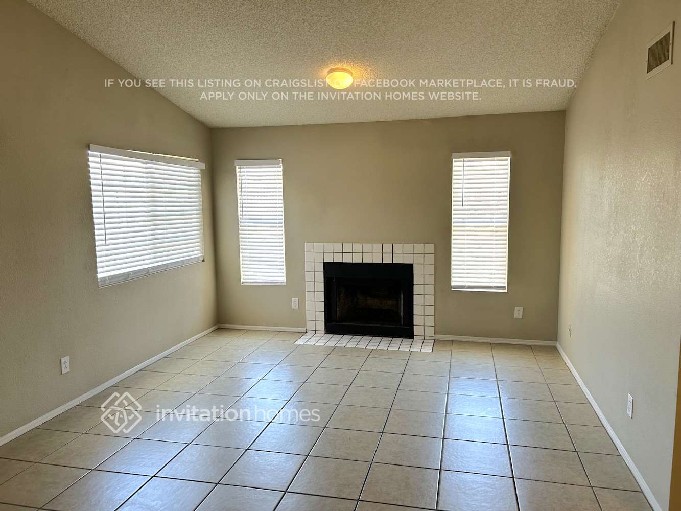 Building Photo - 6839 W Gardenia Ave