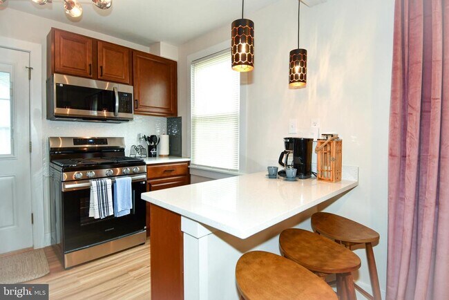 Building Photo - 503 Woodston Rd