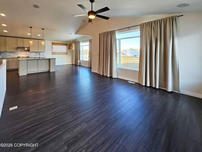 Building Photo - 1022 Northpointe Bluff Dr