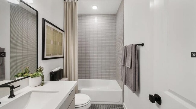 Building Photo - 18315 Lilac Woods Trl