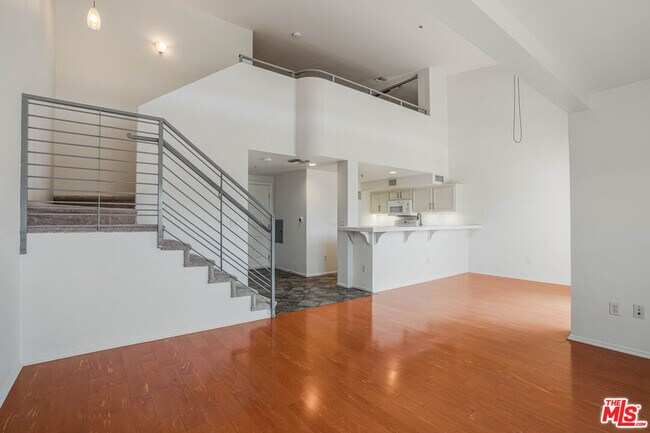 Building Photo - 13200 Pacific Promenade