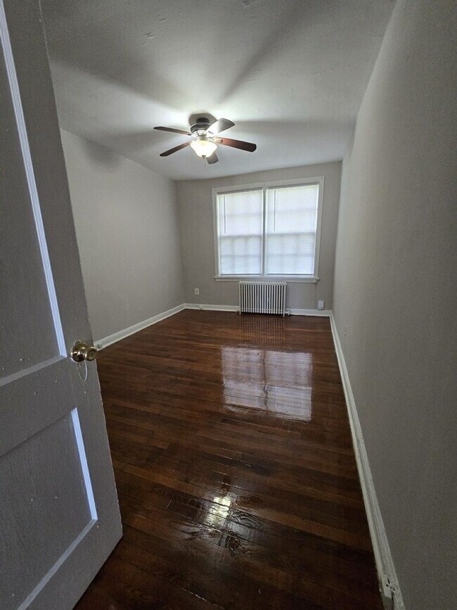 Building Photo - 3308 East Capitol St NE