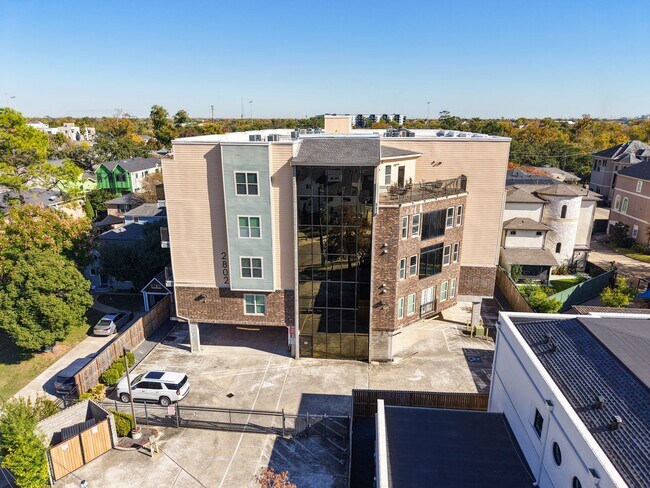 Building Photo - 2802 Morrison St