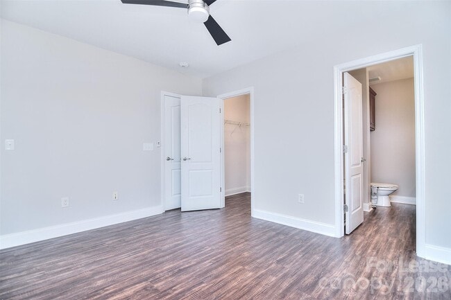 Building Photo - 11058 Cedar Walk Lane