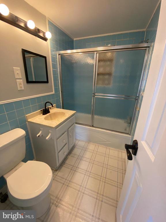 Building Photo - 95 Madison St