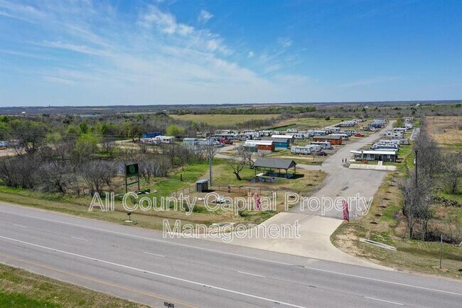 Building Photo - 4889 S Hwy 183