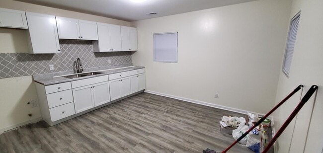 Building Photo - 1125 S Hamilton St