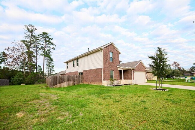 Building Photo - 13918 Nicolet Arbor Ln