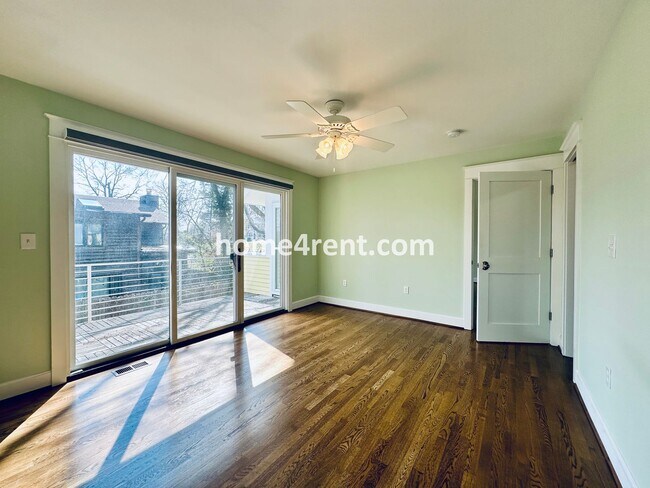 Building Photo - Charming Home Near Country Club Plaza w/ Gorgeous Updates, Wood Floors and a Two Car Garage!