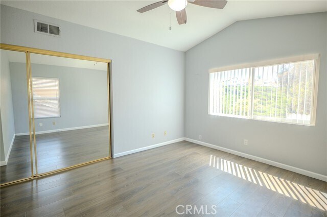 Building Photo - 3099 Oakview Ln