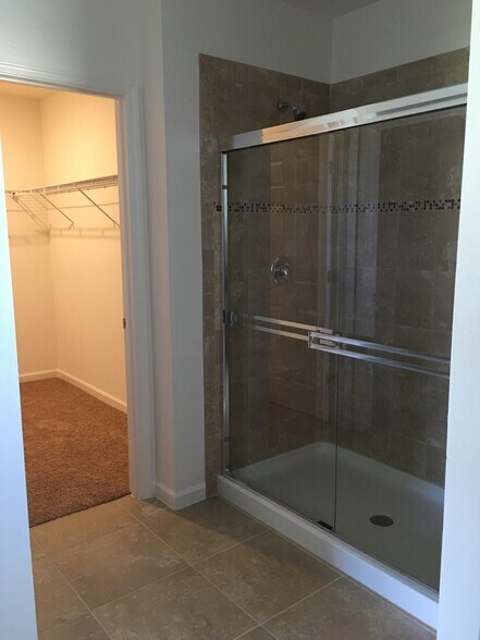 Building Photo - 1522 Lexington Square SW