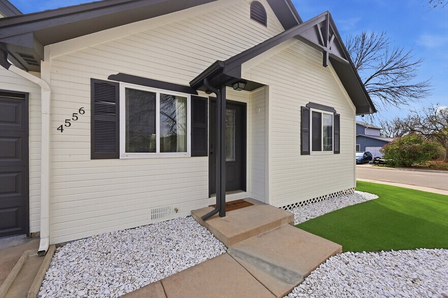 Building Photo - 4556 S Pagosa Way