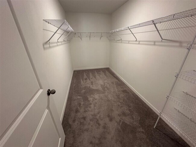 Building Photo - 15438 Wicked Strong St