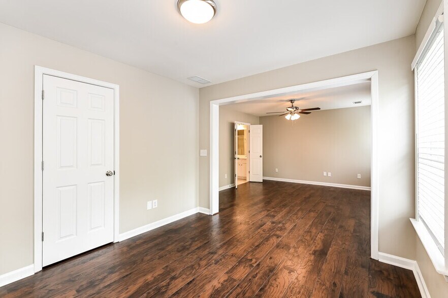 Building Photo - 361 Grayson Way