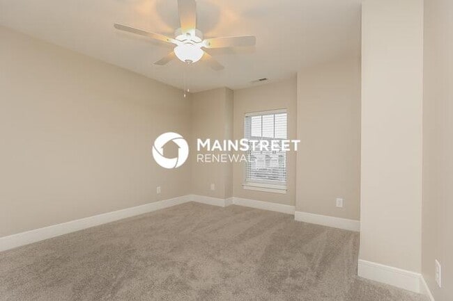 Building Photo - 3 Bedroom Pet-Friendly Home in Gallatin, TN with Main Street Renewal