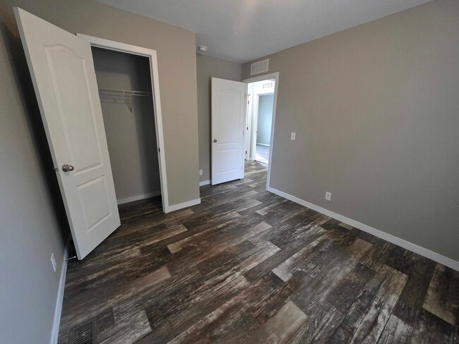 Building Photo - 4548 Spruce Ct