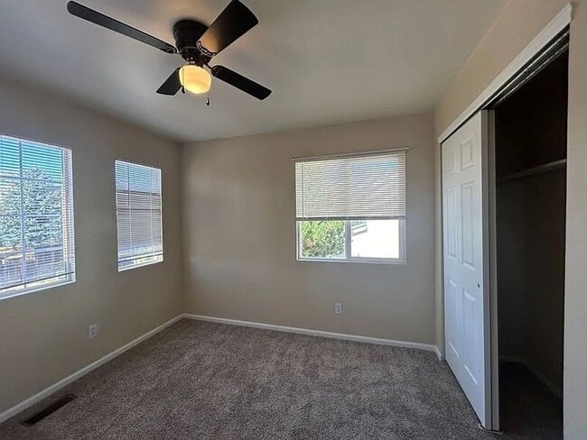 Building Photo - 4 Bedroom 3 Bath Single Family Home -D20 Schools