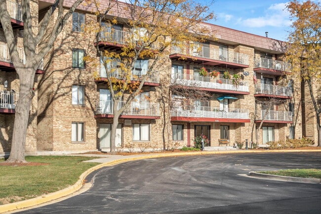 Primary Photo - 5400 Astor Ln