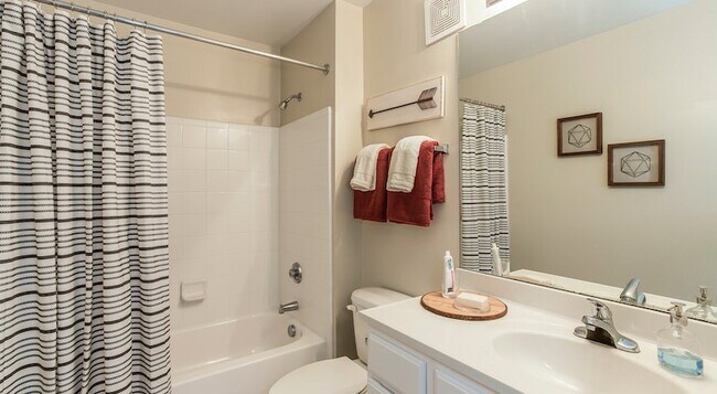 Building Photo - 1725 Harvey Mitchell Pkwy S