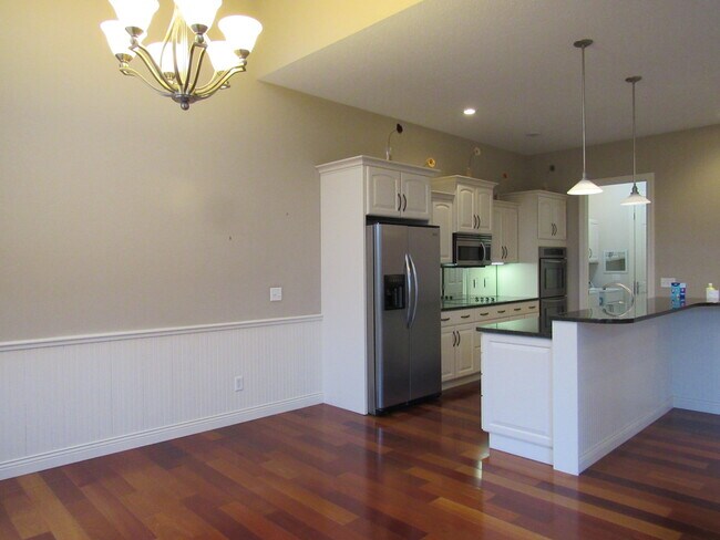 Building Photo - 3164 Meridith Way