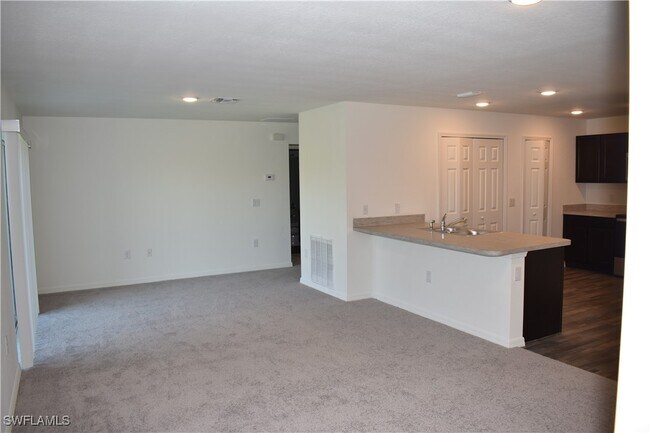 Building Photo - 8388 Delong Ave