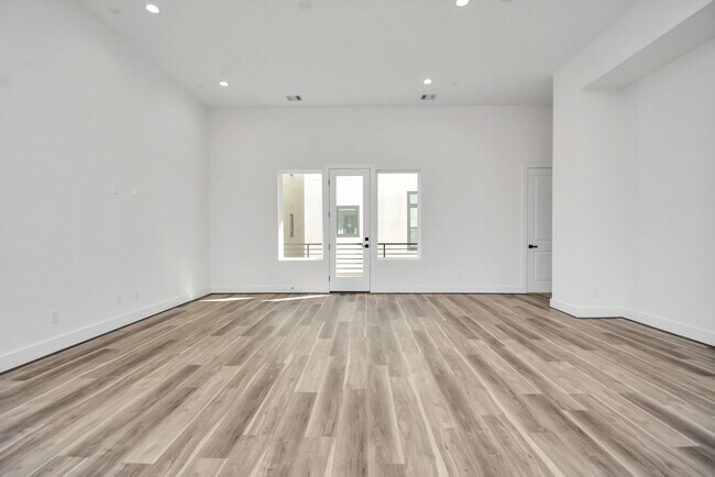 Building Photo - 1507 Robin St
