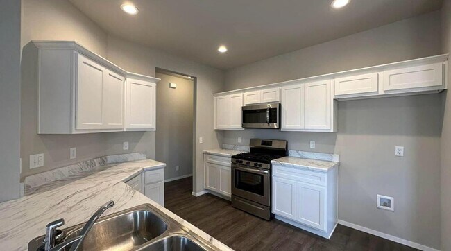 Building Photo - Welcome home to this stunning new construc...