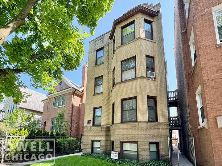 Building Photo - 2119 W Giddings St