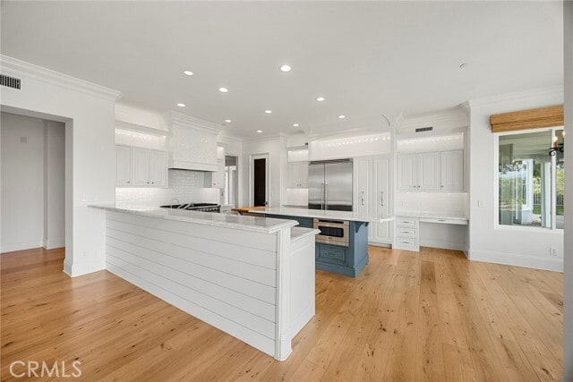 Building Photo - 2309 Skyline Dr