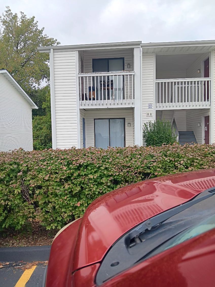 Building Photo - 311 Cedarview Ct