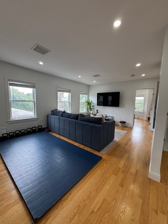 Building Photo - 34 Buswell Park