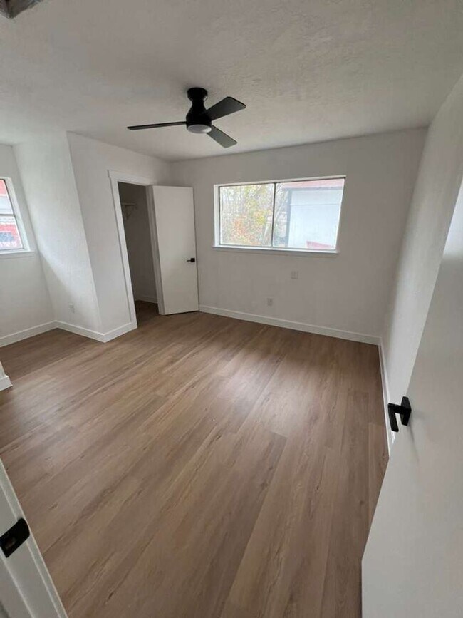 Building Photo - BEAUTIFUL HOME IN HOUSTON. MOVE IN READY!.