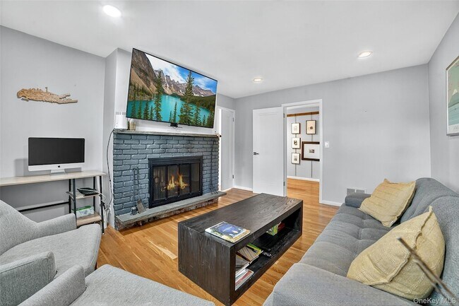 Building Photo - 20 Summit Terrace