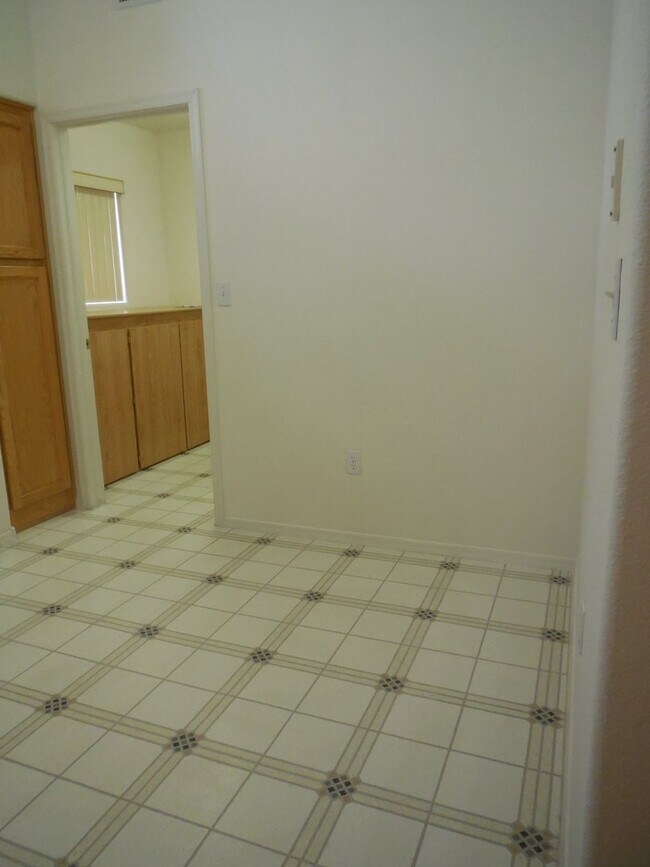 Building Photo - 55+ Sun City Summerlin Two Bedroom - Elko ...