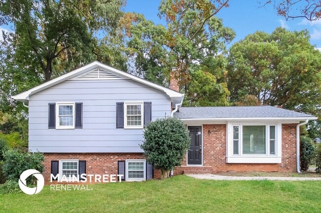 Building Photo - 2931 Carrollwood Dr