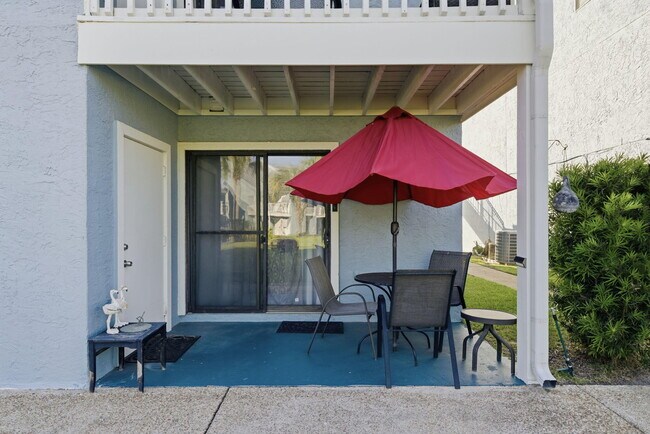 Building Photo - 503 Granada Cir