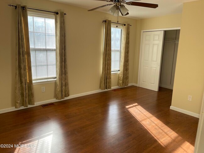 Building Photo - 173 Edinburgh Ct