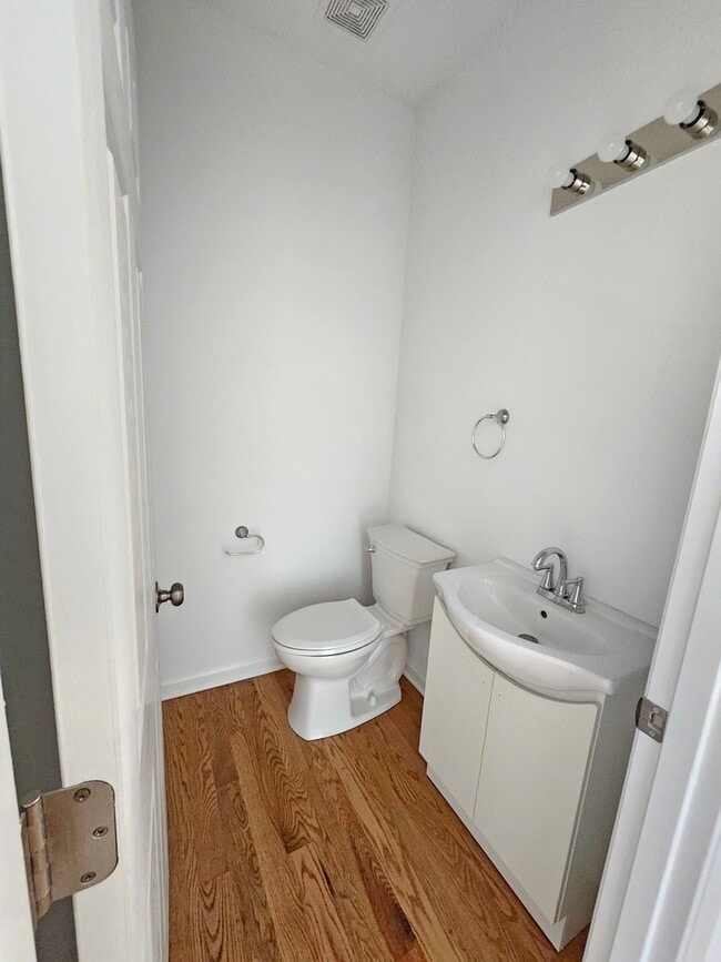 Building Photo - 1269 Bradley Cir