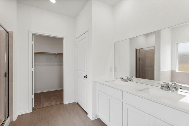 Building Photo - 110 Miglia St