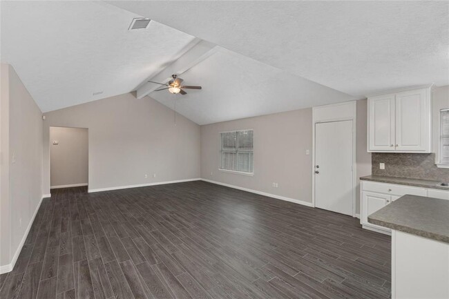Building Photo - 16302 Many Trees Ln