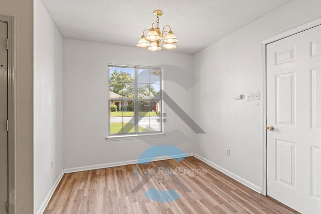 Building Photo - 1735 Monaco Dr